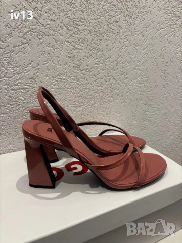 Сандали на висок ток 