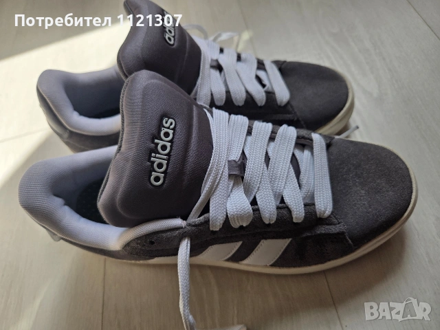 Мъжки велурен Адидас 42,5 номер , снимка 2 - Маратонки - 53858977