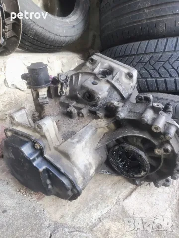 Скоростна кутия VW PASSAT B3 1.8i 90 hp , снимка 3 - Части - 48629869