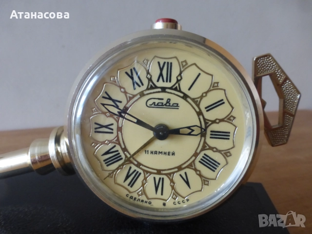 Будилник Слава "Ключът на Москва" часовник 2 , снимка 2 - Антикварни и старинни предмети - 52108814