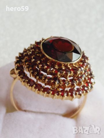 Дамски златен пръстен с гранати(злато 333), снимка 5 - Пръстени - 46474700