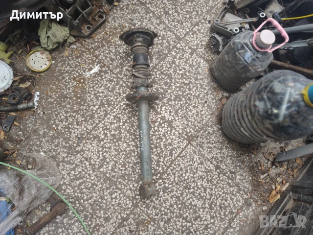 Амортисьор Заден За Фолксваге Пасат Б3 Комби 1991г / VW Passat B3 Combi 1991y