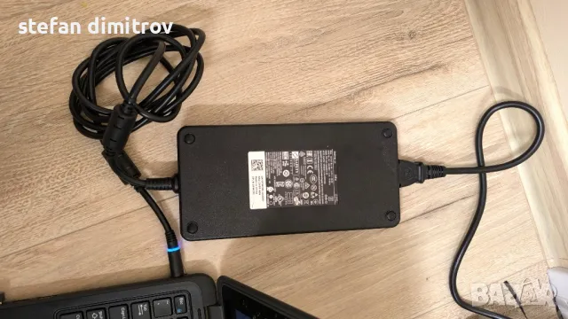 Dell Alienware 19.5V 12.3A - PA-9E - M17X R2 R3 R4 19.5V 12.3A 240W, снимка 11 - Части за лаптопи - 49732768