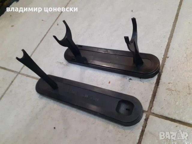 Стойка са сабя, меч, нож, ятаган, рапира, кортик, пистолет