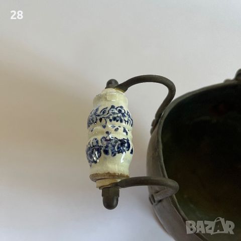 Винтидж съд с керамична дръжка ( метал месинг бронз мед), снимка 2 - Антикварни и старинни предмети - 45285185