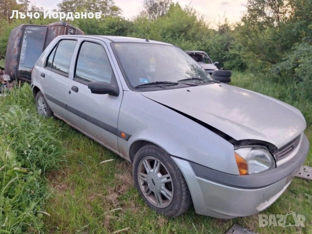 Форд Фиеста 1.3 