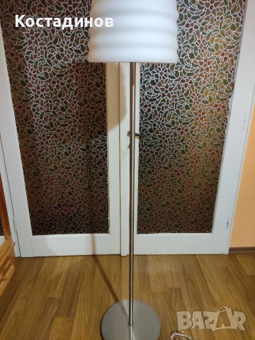 Лампион. Стойка от неръждаема стомана.