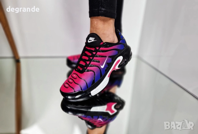 Дамски маратонки Nike , снимка 2 - Маратонки - 52592157