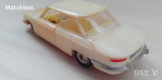 Модел Panhard Tbilisi USSR 1/43, снимка 4 - Колекции - 45479923