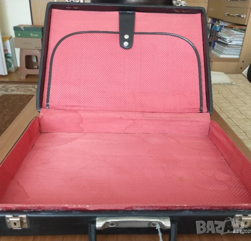 Дипломатическо куфарче от соца, снимка 6 - Антикварни и старинни предмети - 50951356