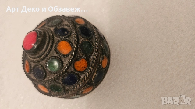 Стара кутийка за бижута, снимка 3 - Бижутерийни комплекти - 53701557