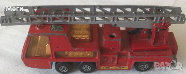 Колекционерска Количка Matchbox Super King Transporter K9 Fire Tender 1972, снимка 1 - Колекции - 46521449