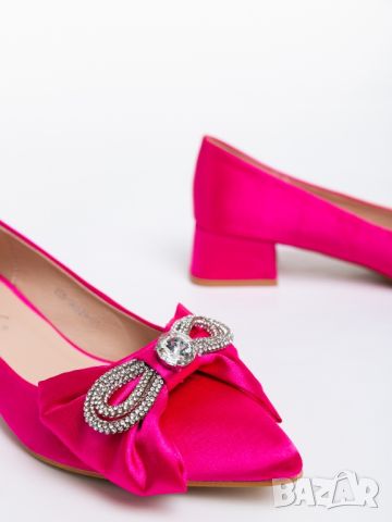 Сатенени обувки цвят фуксия, снимка 4 - Дамски обувки на ток - 45525636