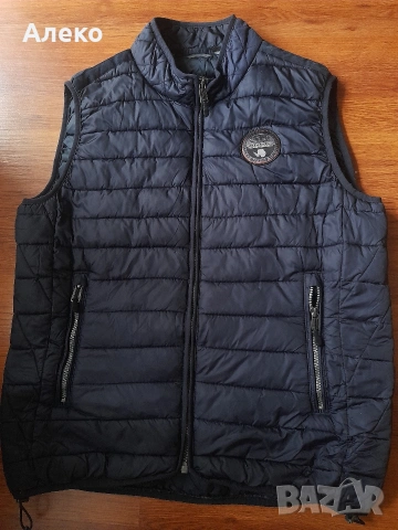napapijri мъжки елек M размер. , снимка 6 - Якета - 53403857