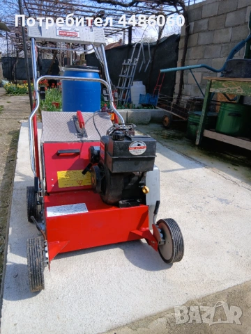 Бензинов Вертикулатор (Скарификатор) GUTBROD, снимка 2 - Градинска техника - 54040800