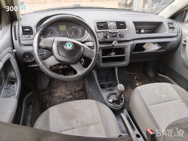 Skoda fabia 1.6 tdi НА ЧАСТИ!!!, снимка 8 - Автомобили и джипове - 53433322