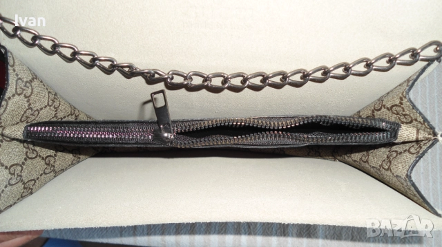 Дамска чанта GUCCI, снимка 3 - Чанти - 51636224