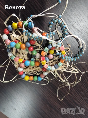 Керамични гердани и гривни -стилни и изискани🥰, снимка 2 - Колиета, медальони, синджири - 51200636