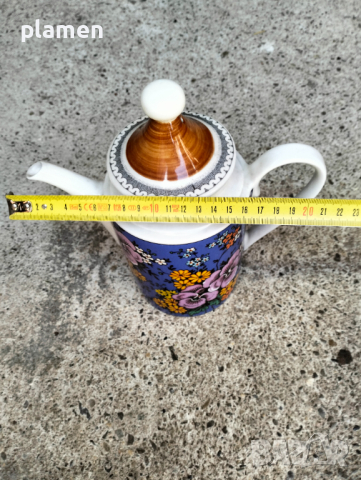 Порцеланов чайник, снимка 4 - Антикварни и старинни предмети - 45034336
