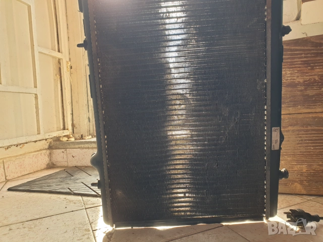 Радиатор перка Valeo Citroen Berlingo C4 Xsara Picasso Peugeot Partner 206 307