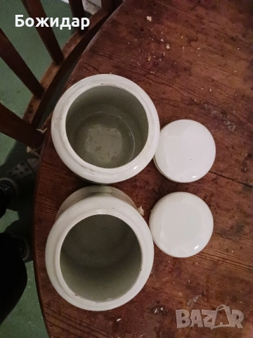2 Порцеланени буркана за подправки. Изида.НРБ.70те.г., снимка 2 - Аксесоари за кухня - 52588909