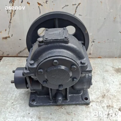 червячен редуктор 1/32