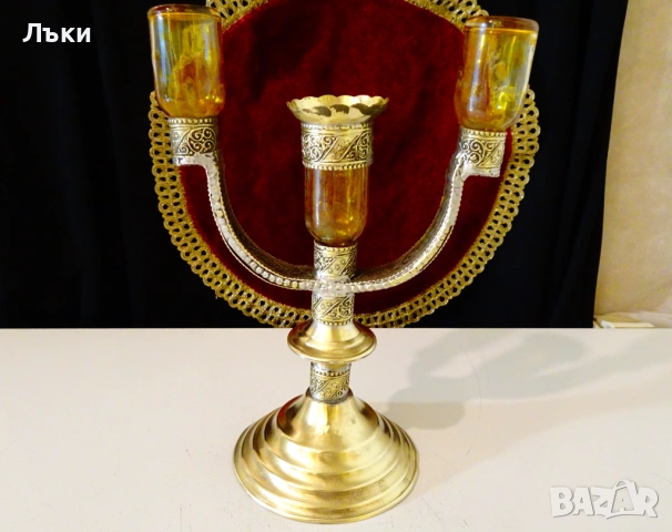 Уникален бронзов свещник,релефни орнаменти. , снимка 4 - Антикварни и старинни предмети - 54071392