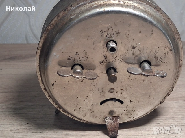 Стар Будилник Настолен Часовник Родина, снимка 6 - Антикварни и старинни предмети - 53817359