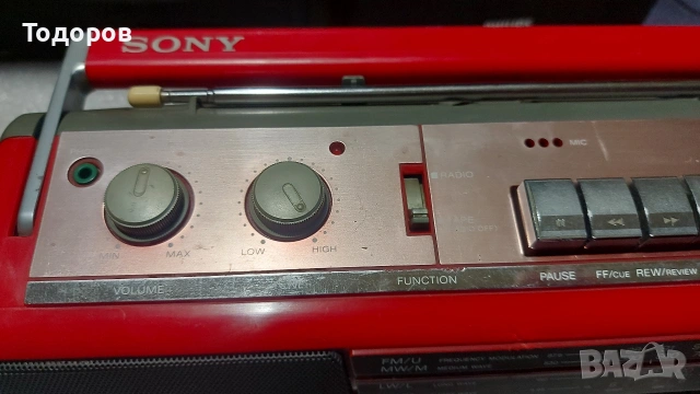 Sony CFS-210L Stereo Radio Cassette Corder , снимка 6 - Радиокасетофони, транзистори - 53478067