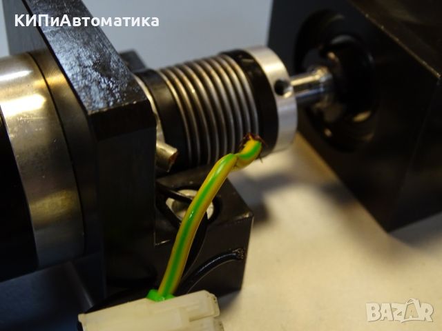 прецизен механизъм с ел. двигател MAXON MOTOR 248306, направляваща INA, датчик Wenglor, снимка 6 - Резервни части за машини - 46743442