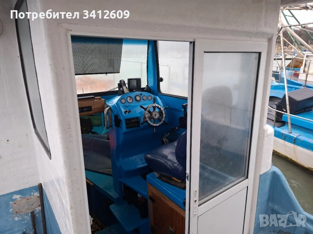 Продавам лодка 9.80м на 2.90, снимка 8 - Воден транспорт - 53708298