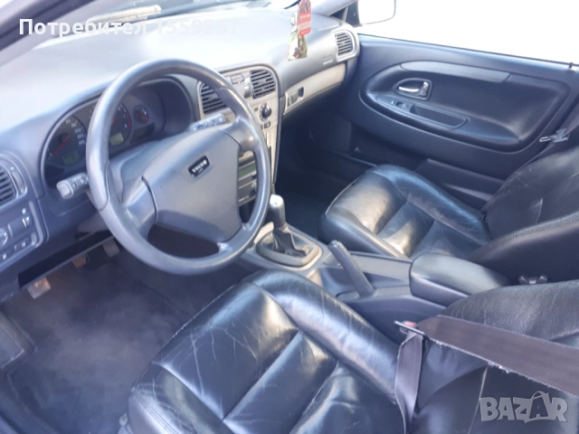 Volvo v40, снимка 4 - Автомобили и джипове - 52527353