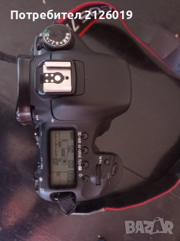 Canon 7D тяло с грип, снимка 3 - Фотоапарати - 51993808