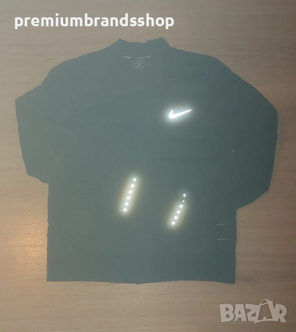 Nike aeroloft яке пухено S дамско , снимка 2 - Якета - 52157774