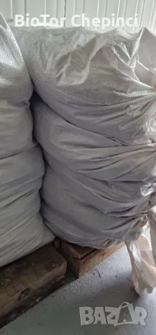 Тор за двор от Калифорнийски Червей 20л чували, снимка 3 - Тор и почвени смеси - 49993465