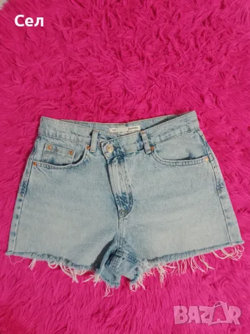 Къси дънкови панталонки Stradivarius 36н, снимка 4 - Къси панталони и бермуди - 49677924