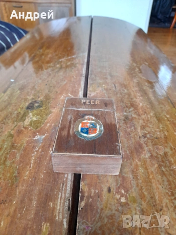 Стара дървена табакера,кутия за цигари Peer
