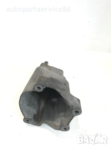 Стойка за двигател 2.2 CDI 2.2Cdi Om651 за Mercedes W906 Sprinter (2011) A6512231804, снимка 2 - Части - 54158661