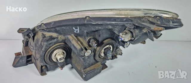 Десен Фар Тойота Корола Версо Toyota Corolla Verso 2004-2009г, снимка 2 - Части - 50759848