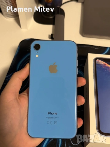 iPhone XR Blue 64GB пълен комплект подарък три калъфа, снимка 2 - Apple iPhone - 54211735