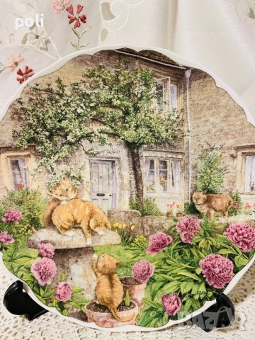 порцеланова чиния за стена , снимка 2 - Декорация за дома - 52317259