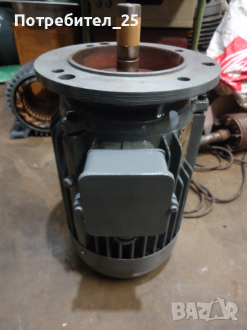 Трифазен ел.мотор 0,75KW -685 0б/мин., снимка 4 - Електродвигатели - 54242832