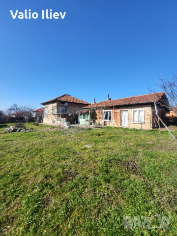 Продавам къща, снимка 5 - Къщи - 53842440