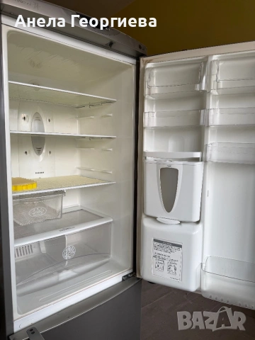 Хладилник с диспенсър, използван, Варна, снимка 4 - Хладилници - 53484075