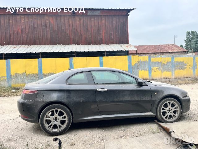 Alfa Romeo GT на части!, снимка 3 - Автомобили и джипове - 46190580