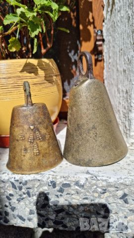 Два Стари Бронзови Чанове , снимка 10 - Антикварни и старинни предмети - 45686415
