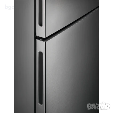 НОВ Electrolux LTB1AF28U0 Хладилник с ФРИЗЕР, 281 л, Клас F, H 161 см, Inox, 24 МЕСЕЦА ГАРАНЦИЯ, снимка 2 - Хладилници - 51266436