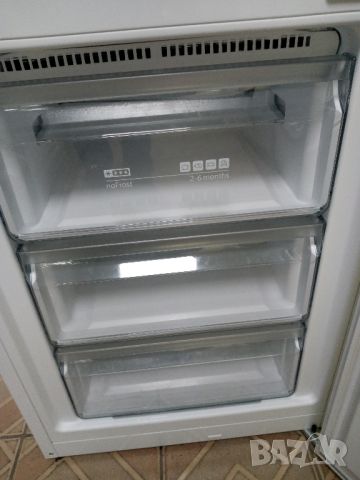 Като нов комбиниран хладилник с фризер Сименс Siemens A+++  2 години гаранция!, снимка 9 - Хладилници - 45876065