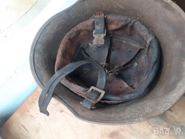 Стара българска военна каска М 36 с подгънат ръб, снимка 4 - Антикварни и старинни предмети - 53499700