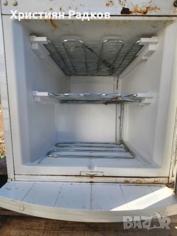 Хладилник с фризер, снимка 4 - Хладилници - 45102244